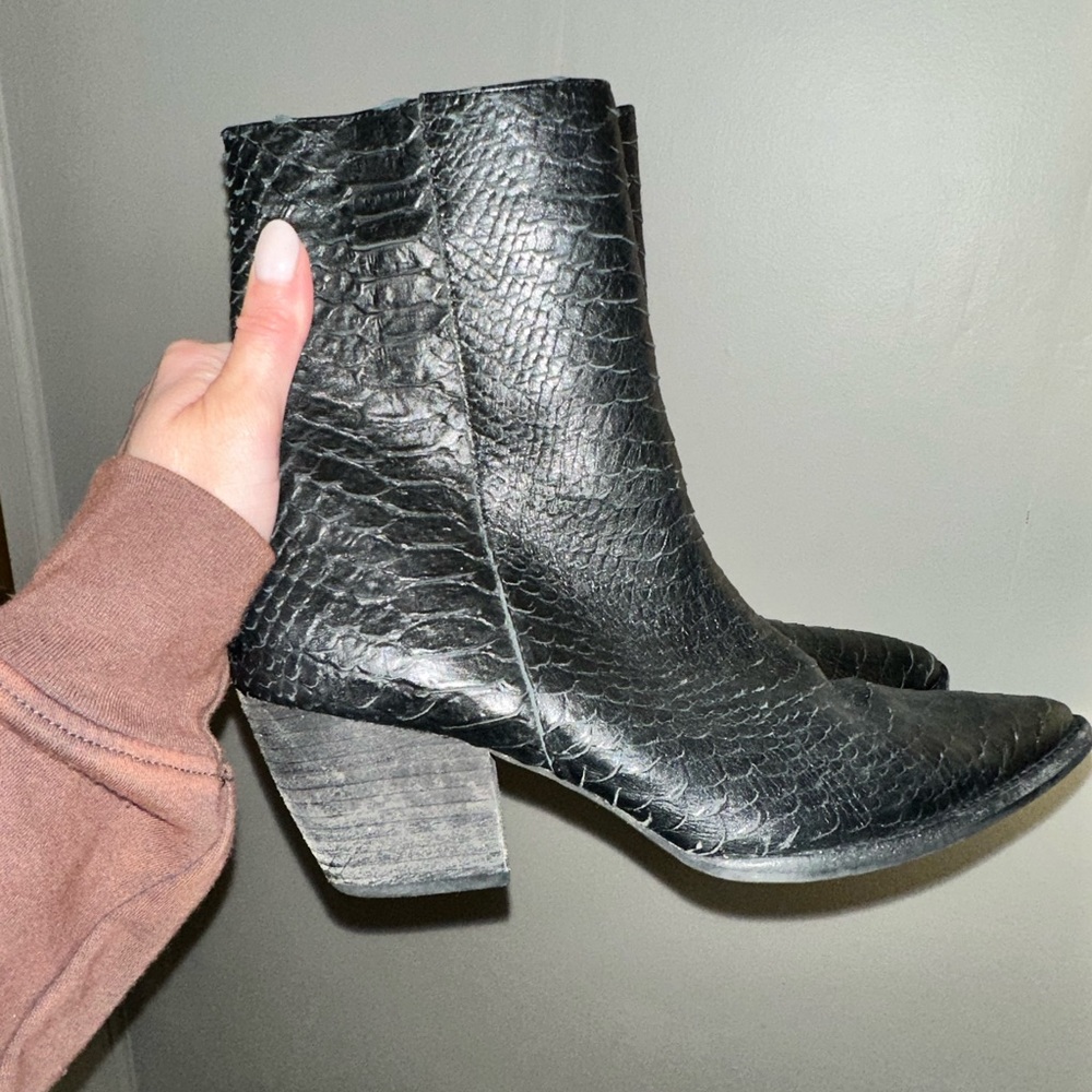 Matisse booties